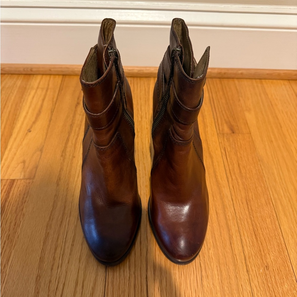 Frye booties size 7